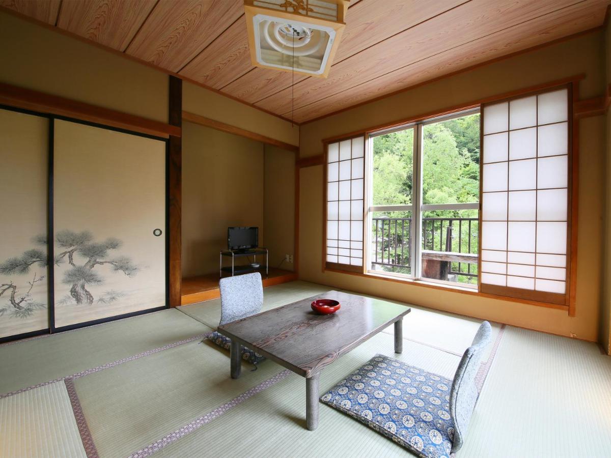 צ'ינו Yama No Yado Meiji Onsen מראה חיצוני תמונה