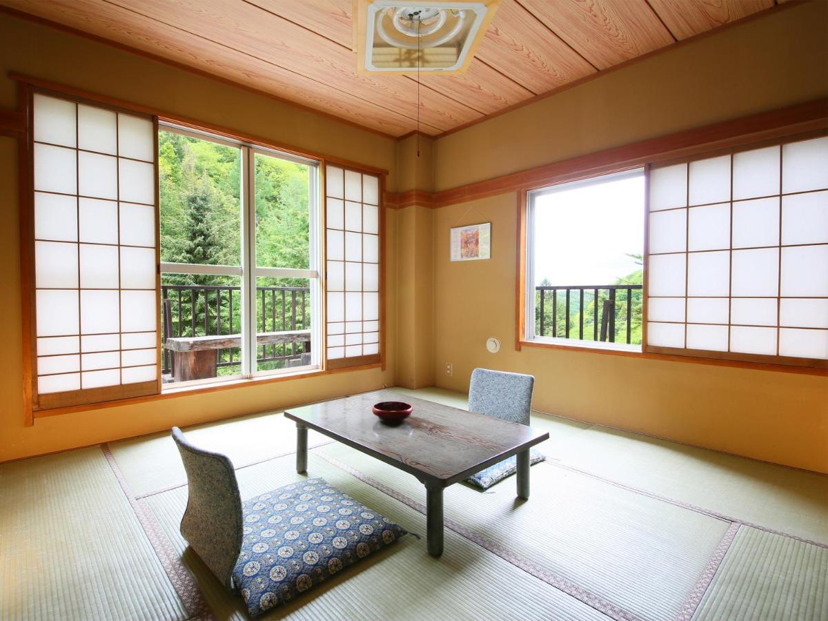 צ'ינו Yama No Yado Meiji Onsen מראה חיצוני תמונה