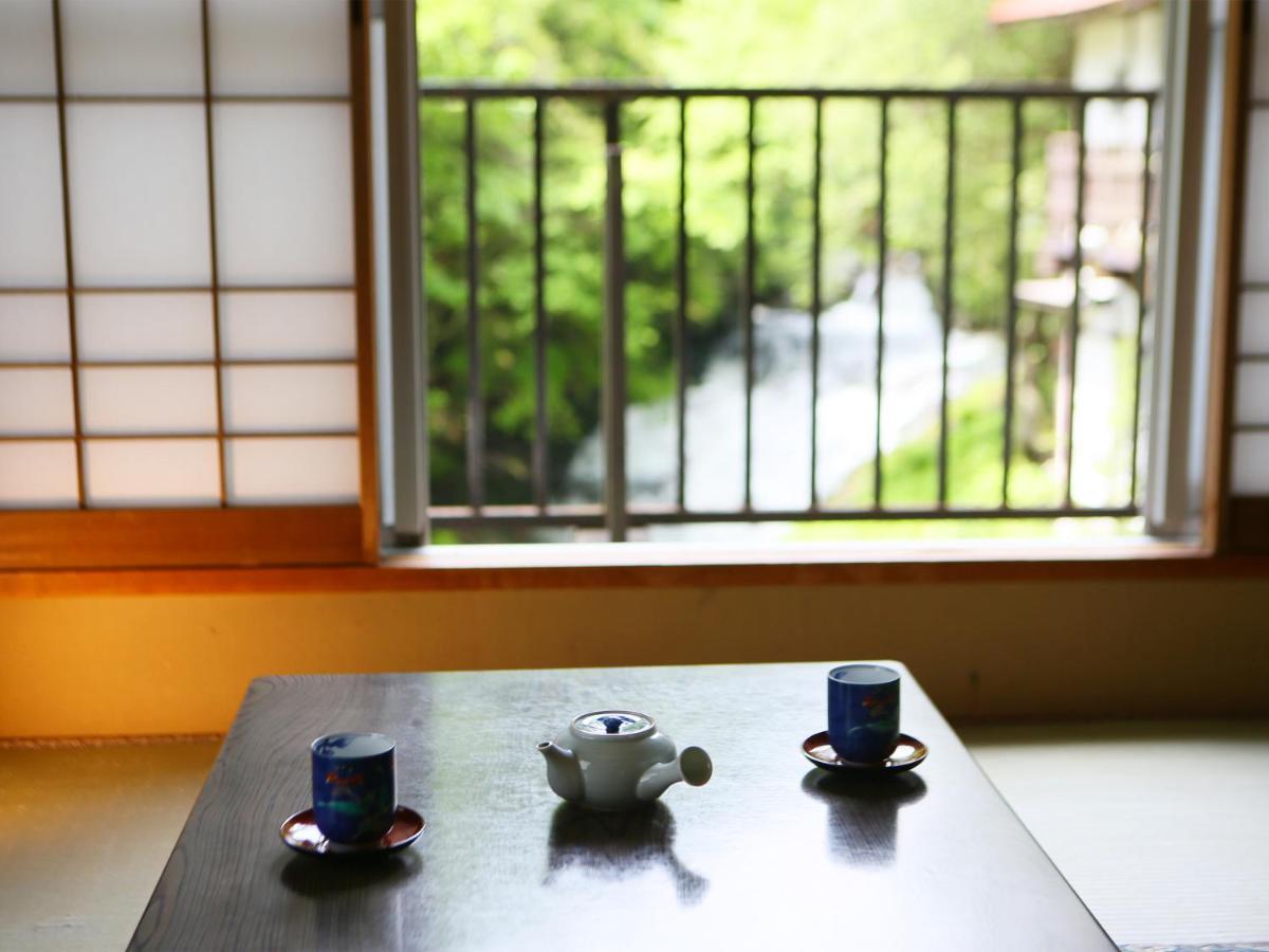 צ'ינו Yama No Yado Meiji Onsen מראה חיצוני תמונה