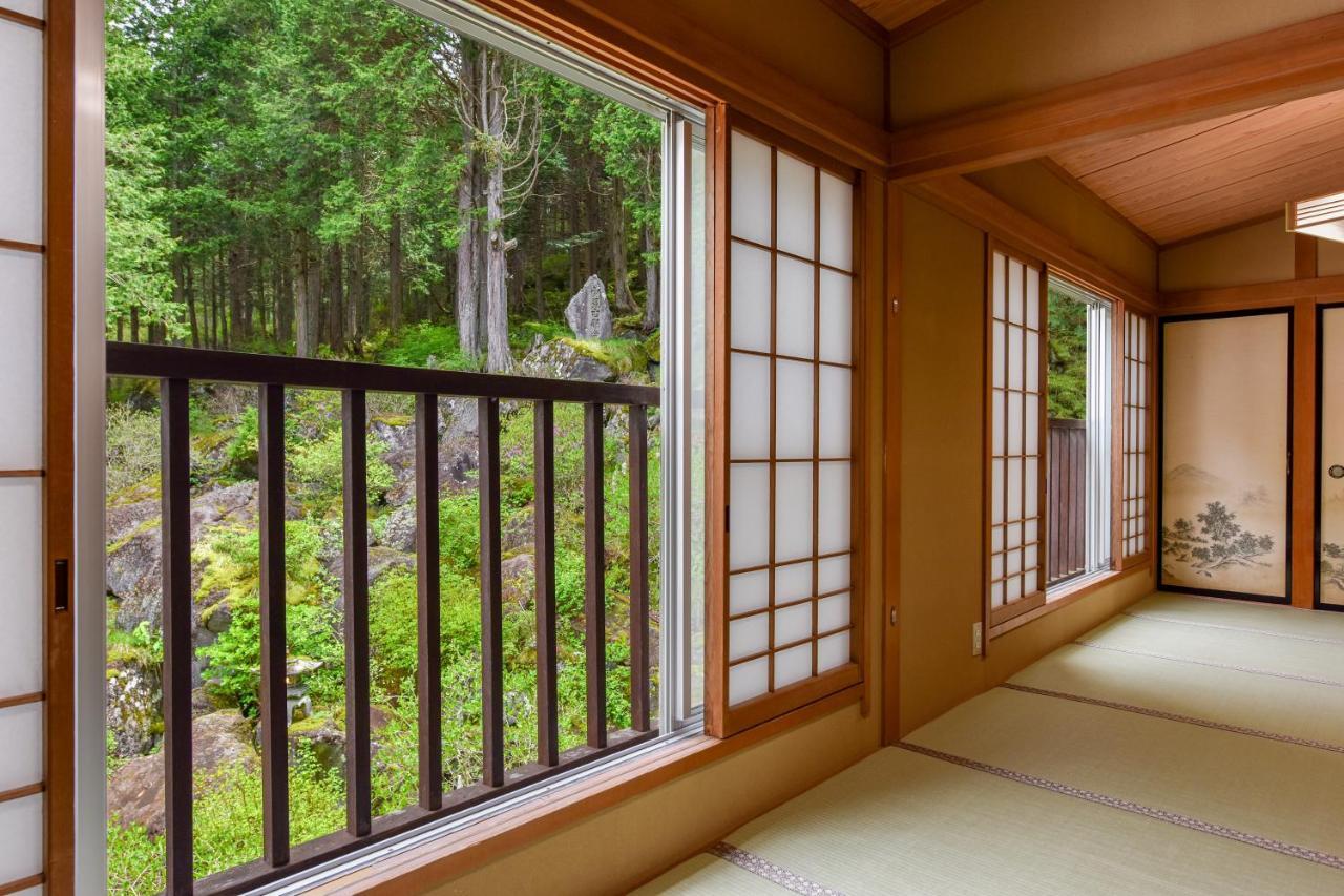 צ'ינו Yama No Yado Meiji Onsen מראה חיצוני תמונה