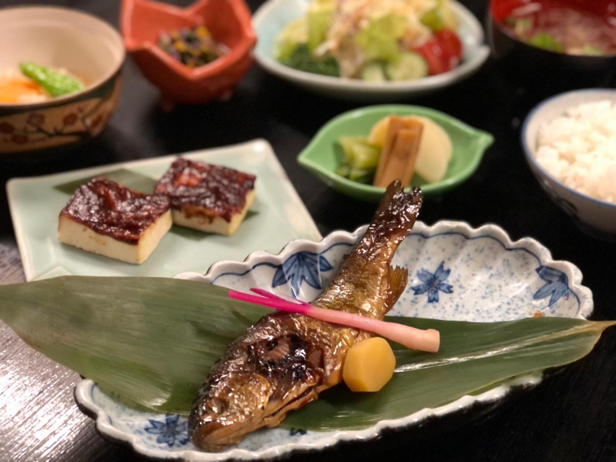 צ'ינו Yama No Yado Meiji Onsen מראה חיצוני תמונה